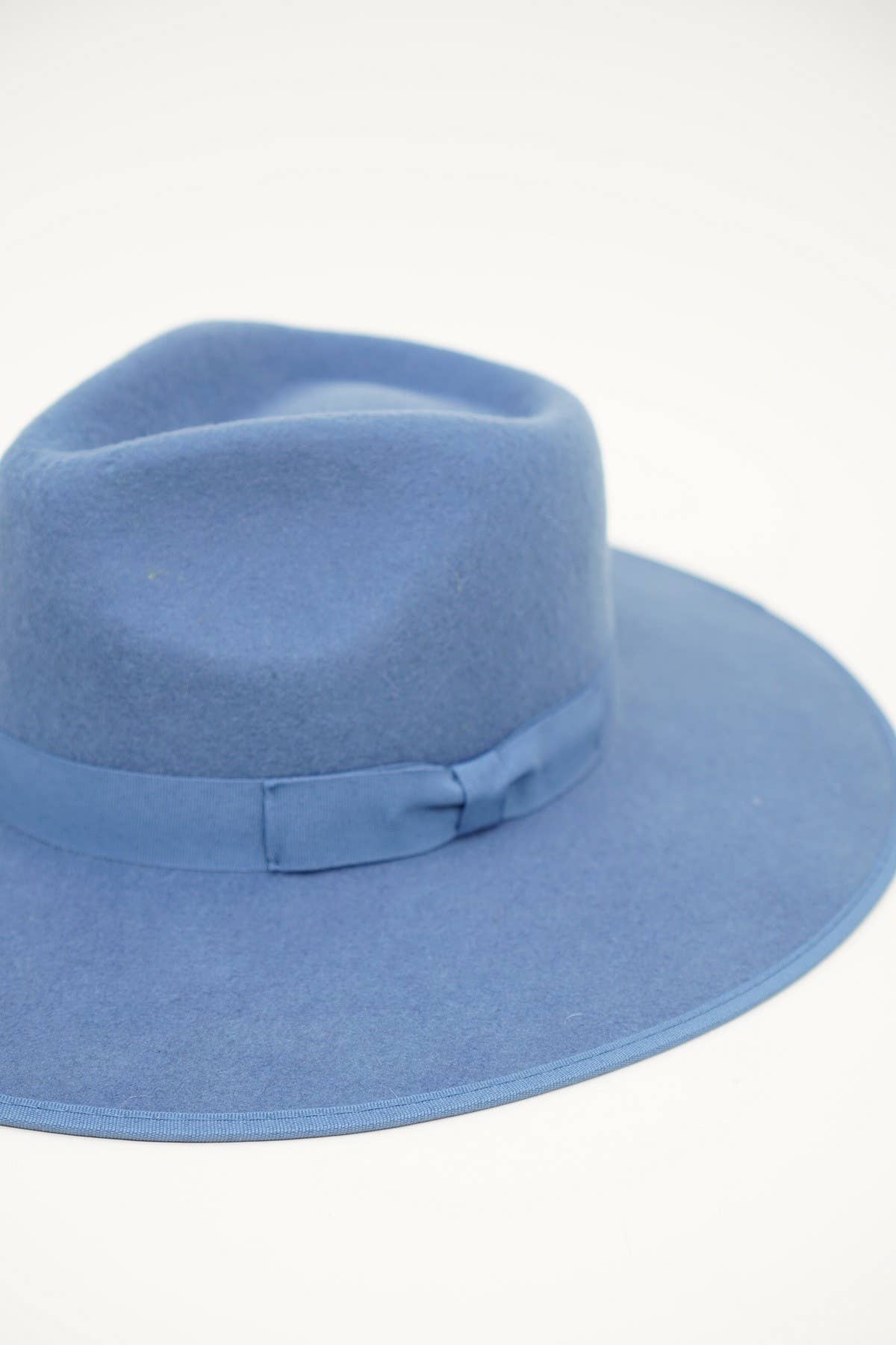 Olive & Pique – Engroshandel Fedora - Unisex – BARRY - Signatur 100% uldfilt rancherhue, pulverblå3