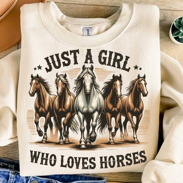 Sweatshirt Juste une fille qui aime les chevaux pour la vente par The American Honey