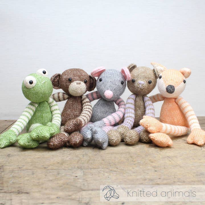 Hardicraft USA - Wholesale Knitting/Crochet Supplies - DIY Knitting Kit - Tess Bear3