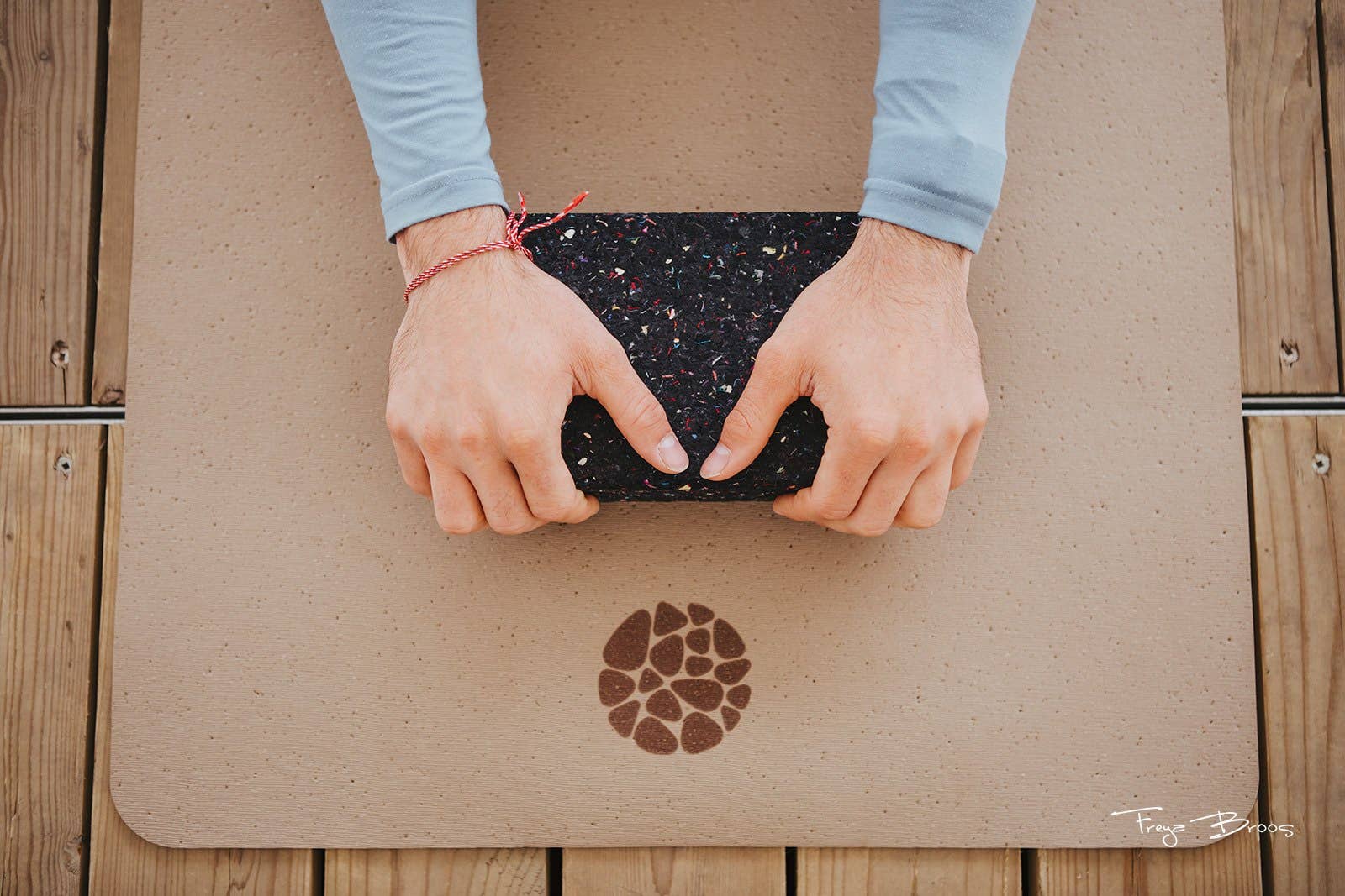 Pierre Sports - Wholesale Yoga Mat - Locust yoga mat - brown - stylish yet affordable - 0.75 kg5