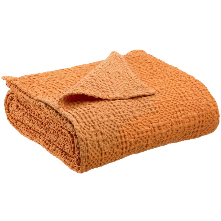 Stonewashed Tana Mustard 240 X 260 Throw for wholesale by Maison Vivaraise & La Cerise sur le Gâteau