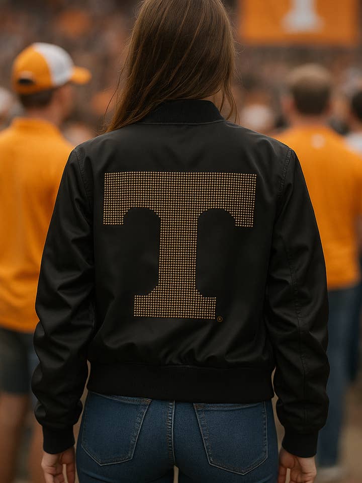 Tennessee Vols Big T & Go Big Orange Bomber Preto por atacado de Moving Forward Designs