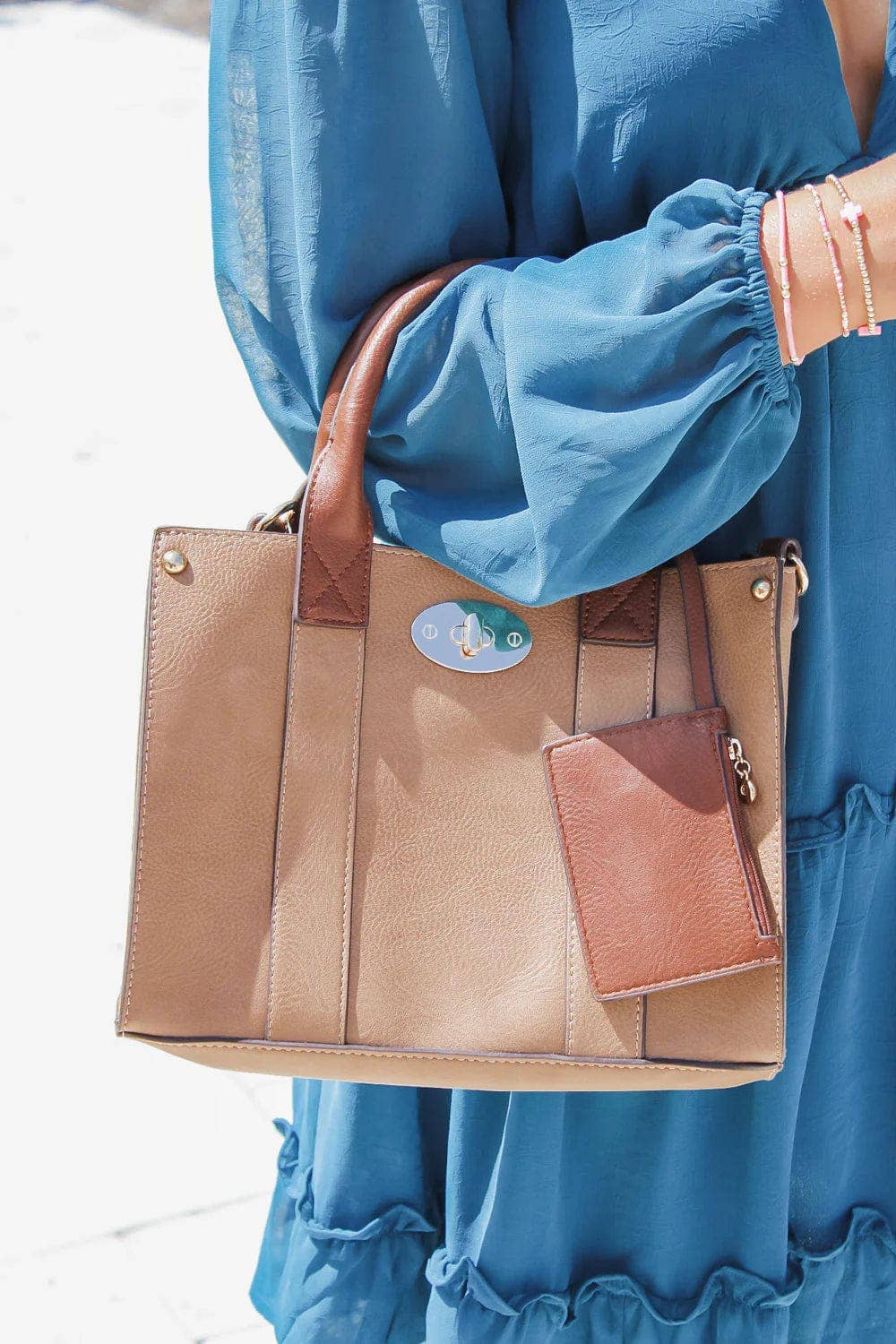 MiMi Wholesale - Vente Sacoche – femme - Sac à bandoulière et sac à main 3-en-1 Boxy pour femme Cameran10