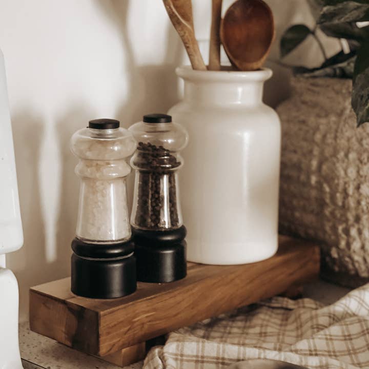 LINEA PEDESTAL for wholesale by Noir et Bois inc.