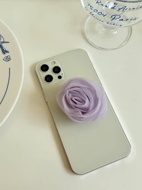 MOND HAUS – wholesale Phone grip – Caliana Phone Grip | Sheer Satin Organza Fabric Rose Charm4