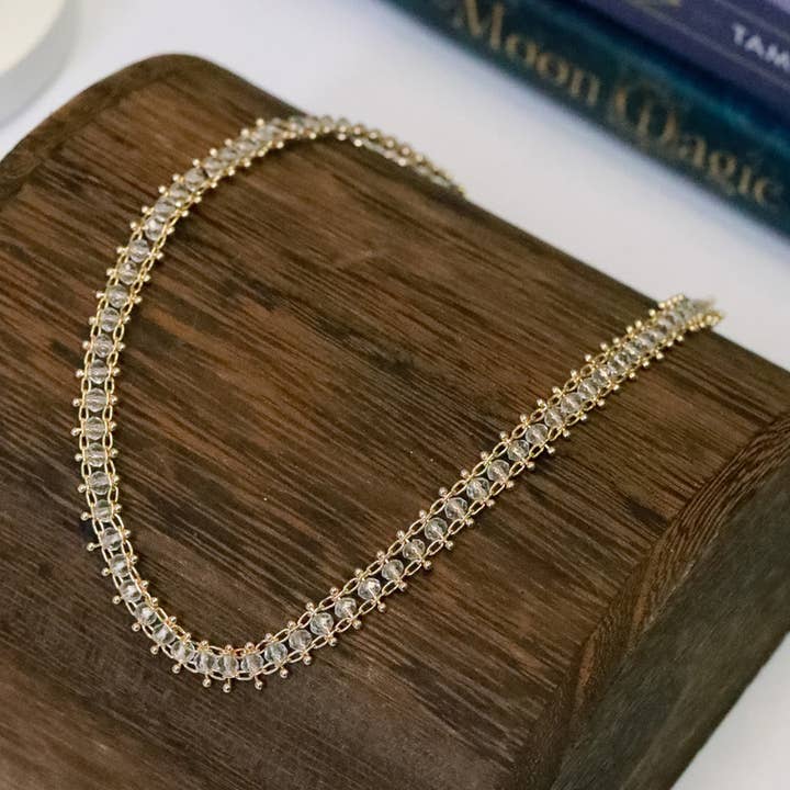 De Halliwell Ketting Choker: Goud + Helder voor wholesale door The Gilded Witch