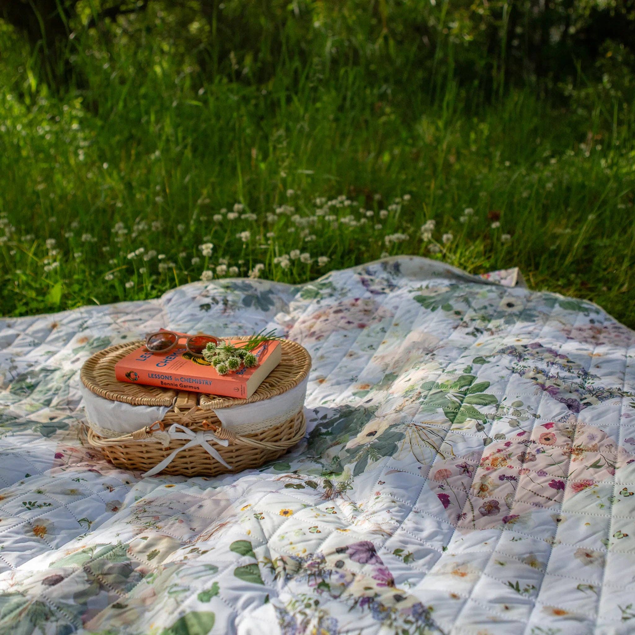 Oxeye Floral Co. – wholesale Picnic blanket – Verona Voyager Blanket8