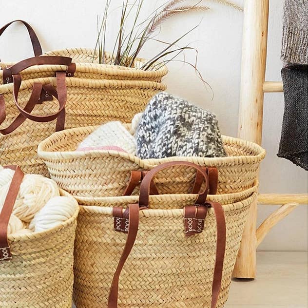 Straw bag with leather handles, French market bag for wholesale by Melecraft