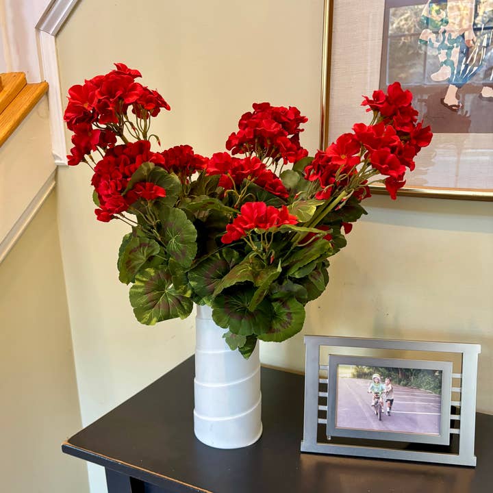 WORTH IMPORTS - Wholesale Artificial Flowers - 18" 9 Head Geranium Bush1