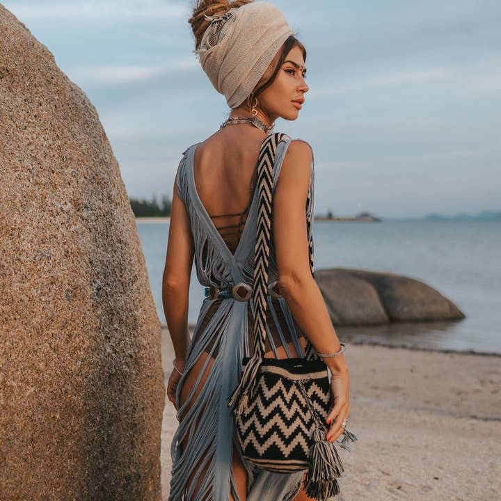 Neutral color bags sale