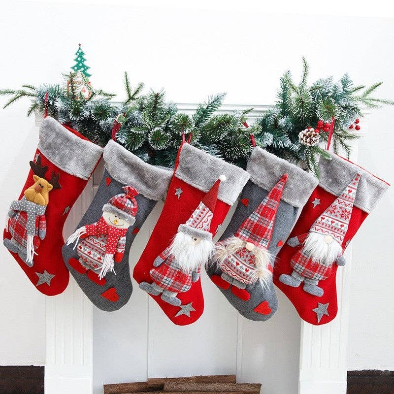 ShieldChic – wholesale Holiday Stocking – New Faceless Old Man Christmas Socks Christmas Decorations Forester Dolls Red Socks Gift Bag3