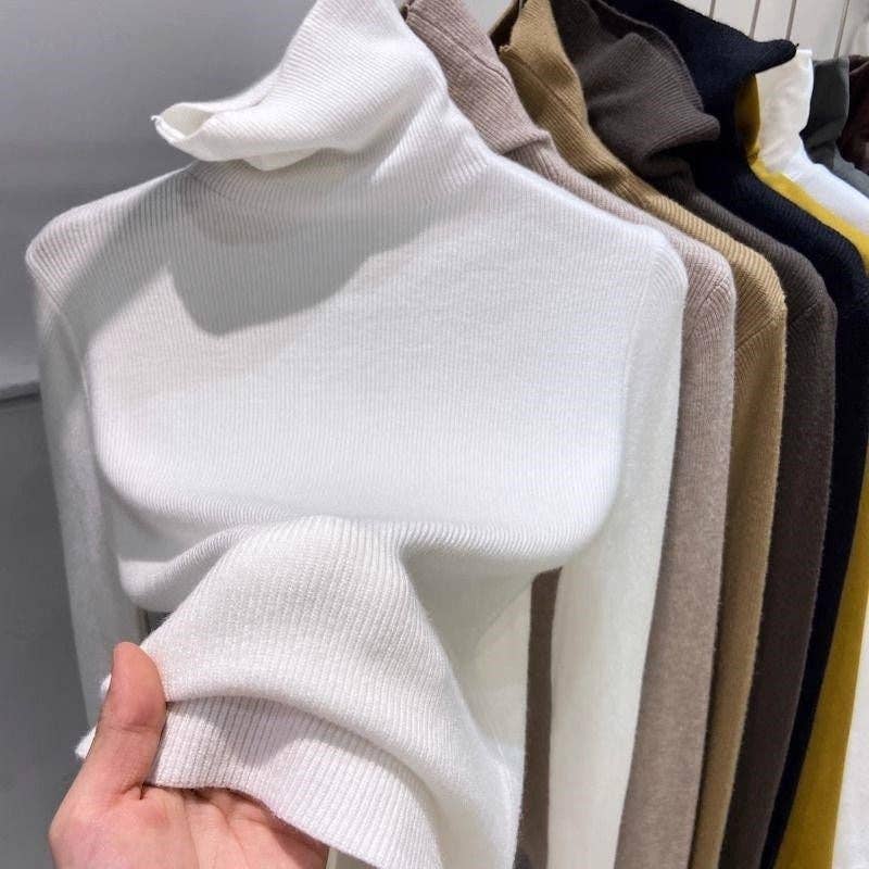 Plush Looks - Wholesale Pullover-trui - Dames - Stijlvolle effen gebreide slim fit trui met opstaande kraag2