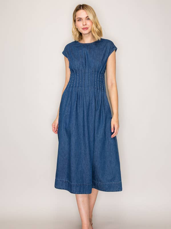 C7120-VESTITO IN DENIM PLISSETTATO per la vendita all'ingrosso da parte di Curds and Whey