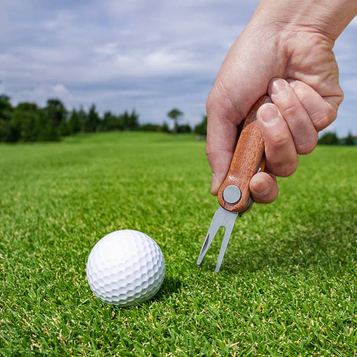 Kikkerland Design Inc - Wholesale Sporting Accessories - Golf Tool2