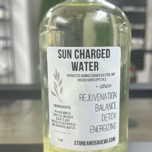 ERTH World Corp DBA Stone+Sage - Vendita all'ingrosso Attrezzatura per meditazione - Rituale di pulizia con cristalli del solstizio d'estate con acqua caricata dal sole 5