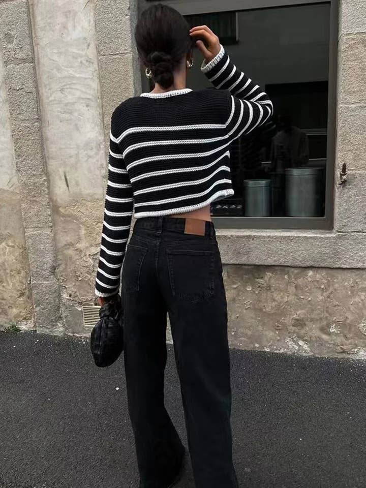 Lark & Lily Boutique - Wholesale Cardigan - Women's - Round Neck Striped Buckle Cardigan