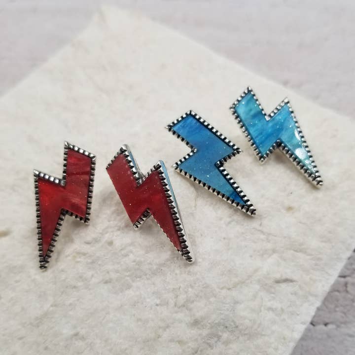 Treasure Wholesale - Wholesale Stud/Post Earrings - Acrylic Lightning Bolt Stud Earrings1