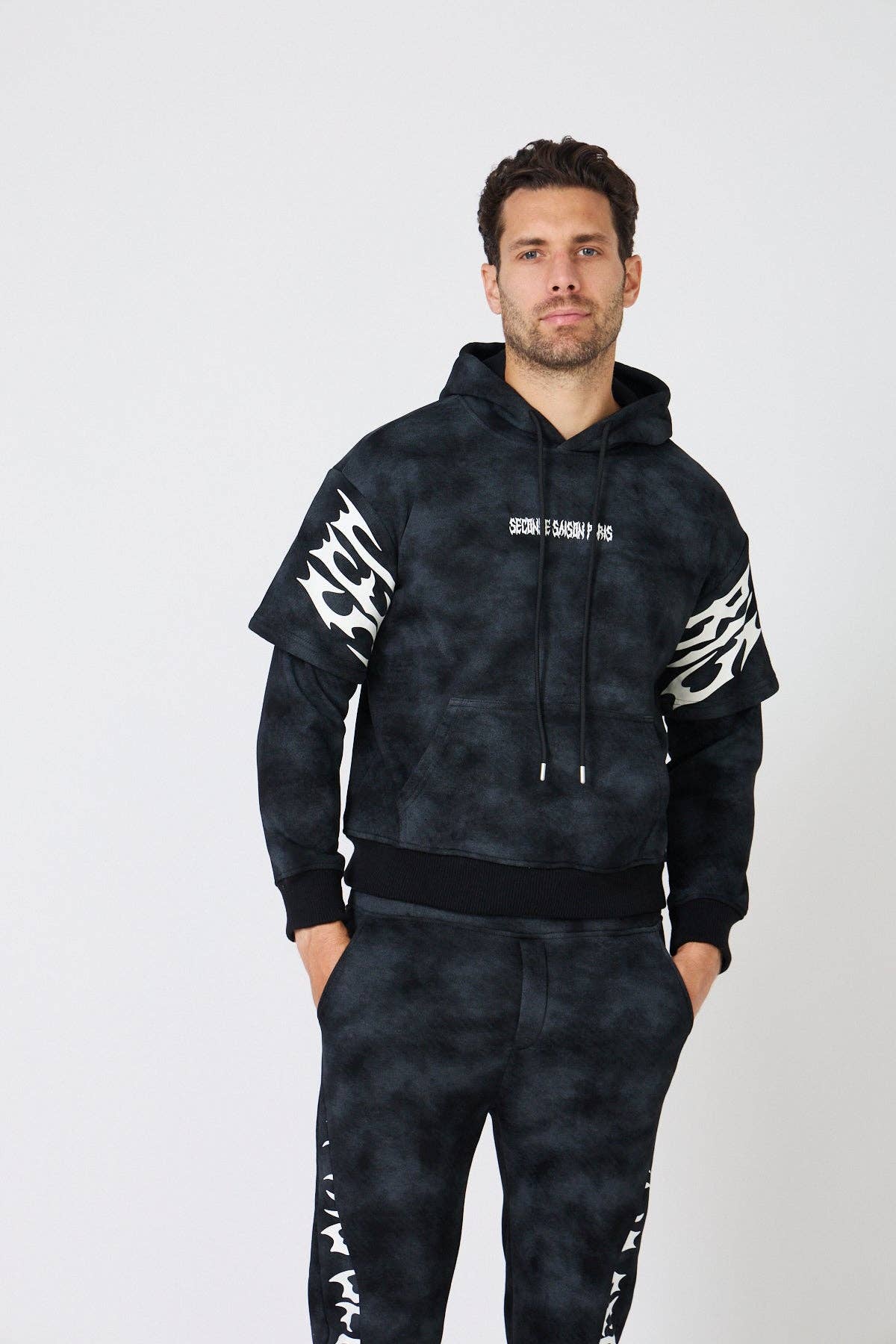 TOP MONDAY - Wholesale Tracksuit - Men's - Men's Oversized Tracksuit Set – Flame / Tribal Prints5