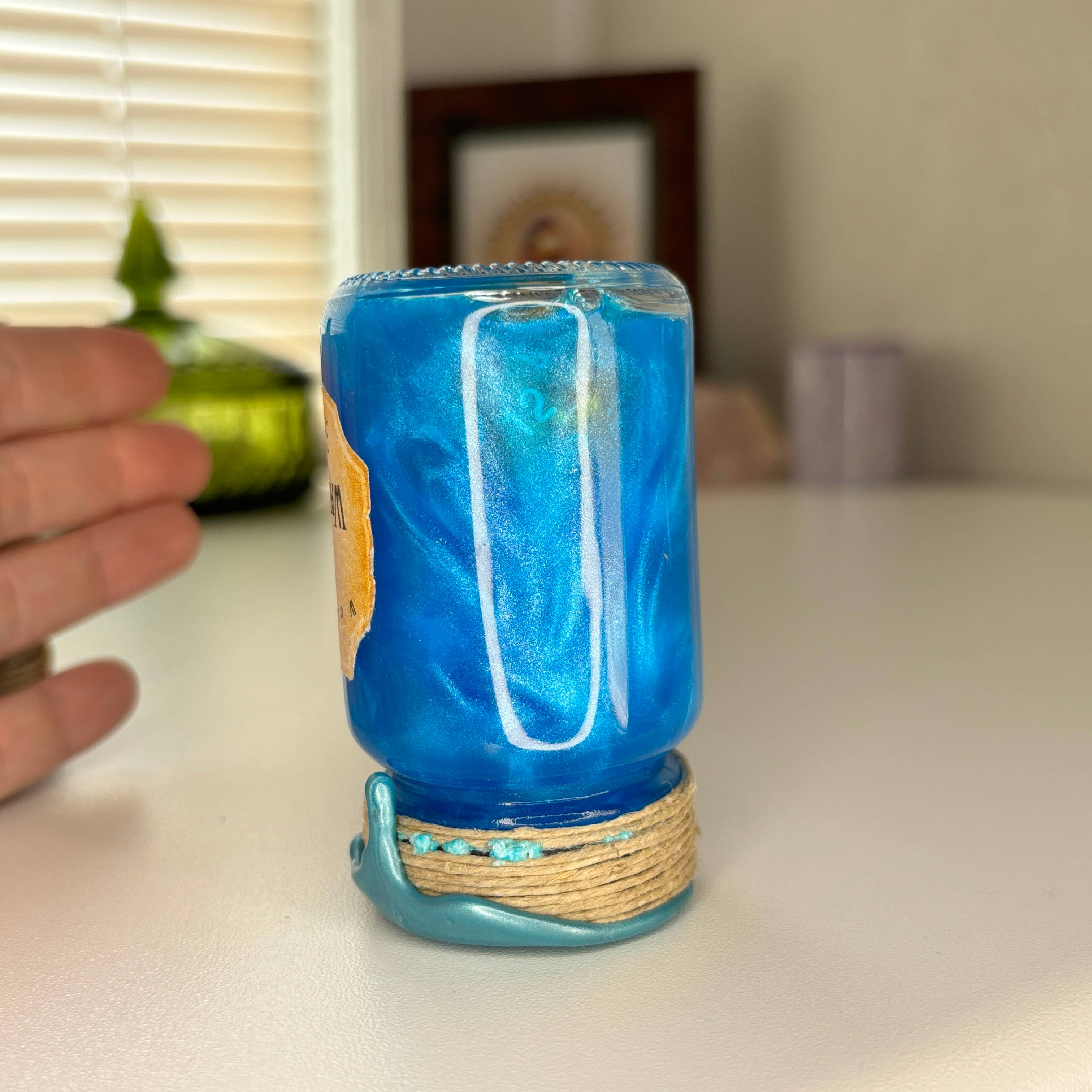 The Wolfshop - Wholesale Dice - D&D D20 Dice Potion Roller - Water Breathing1