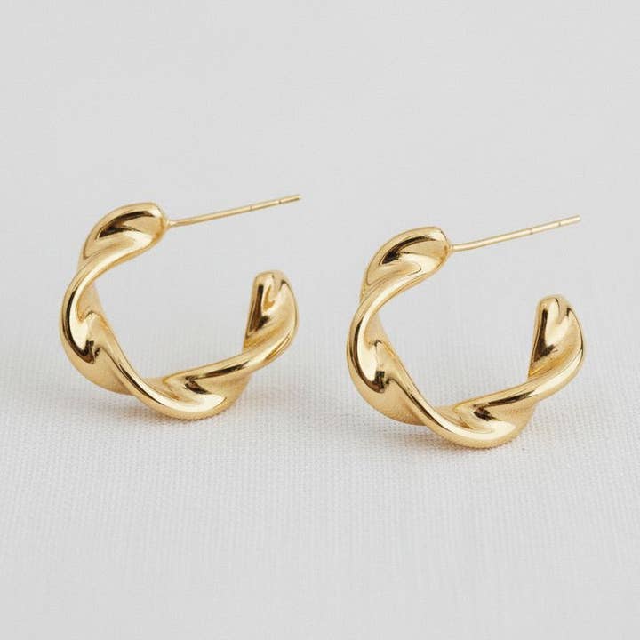 Chica Moebius-örhängen med vintagekänsla för wholesale av Ellemadera