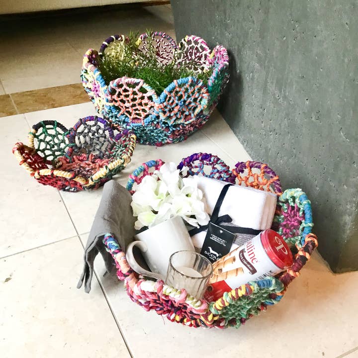 India Handicrafts Inc - Wholesale Basket - Colorful Jute Flower Baskets, 3-Piece Set