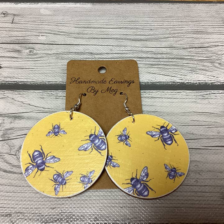 Gul bi 2 tommer for engroshandel hos Handmade Earrings By Meg