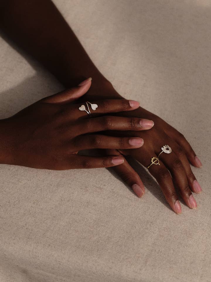 Bague Love en argent pour la vente par Ombre Claire