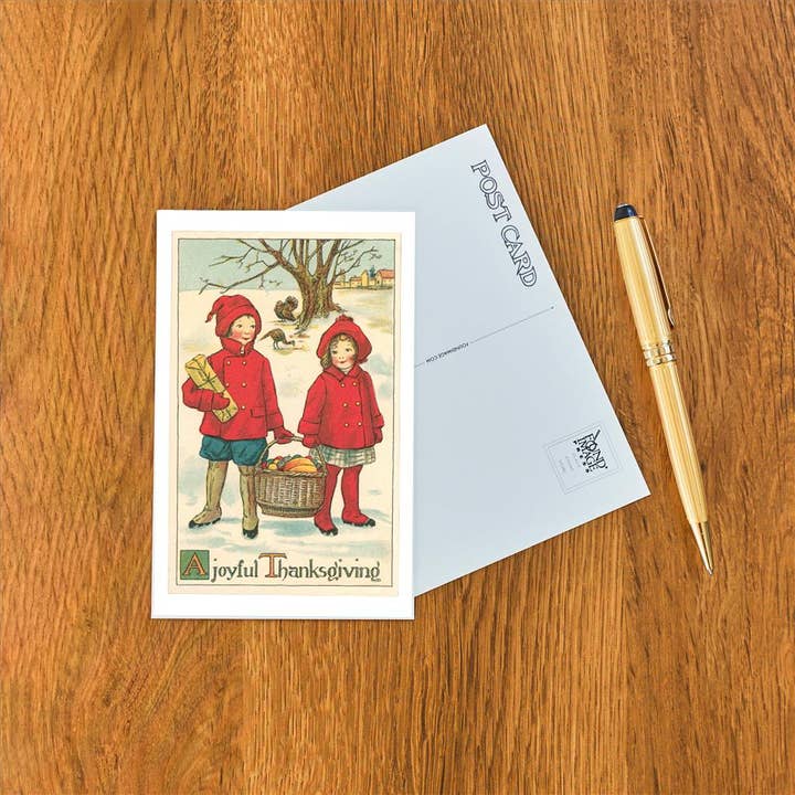 Found Image Press – wholesale Vykort – Vykort TD-80 Barn som bär matkorg