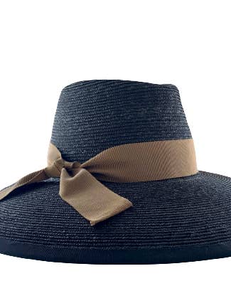 Hepburn per la vendita all'ingrosso da parte di Louise Georgette Millinery