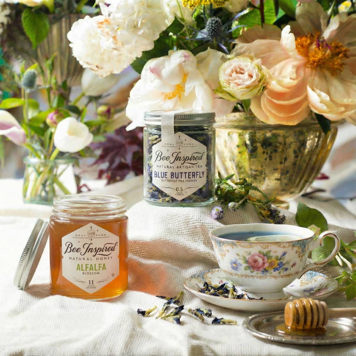 Bee Inspired - Wholesale Loose Tea - Blue Butterfly Tea | Loose-Leaf Butterfly Pea Flower Tea10