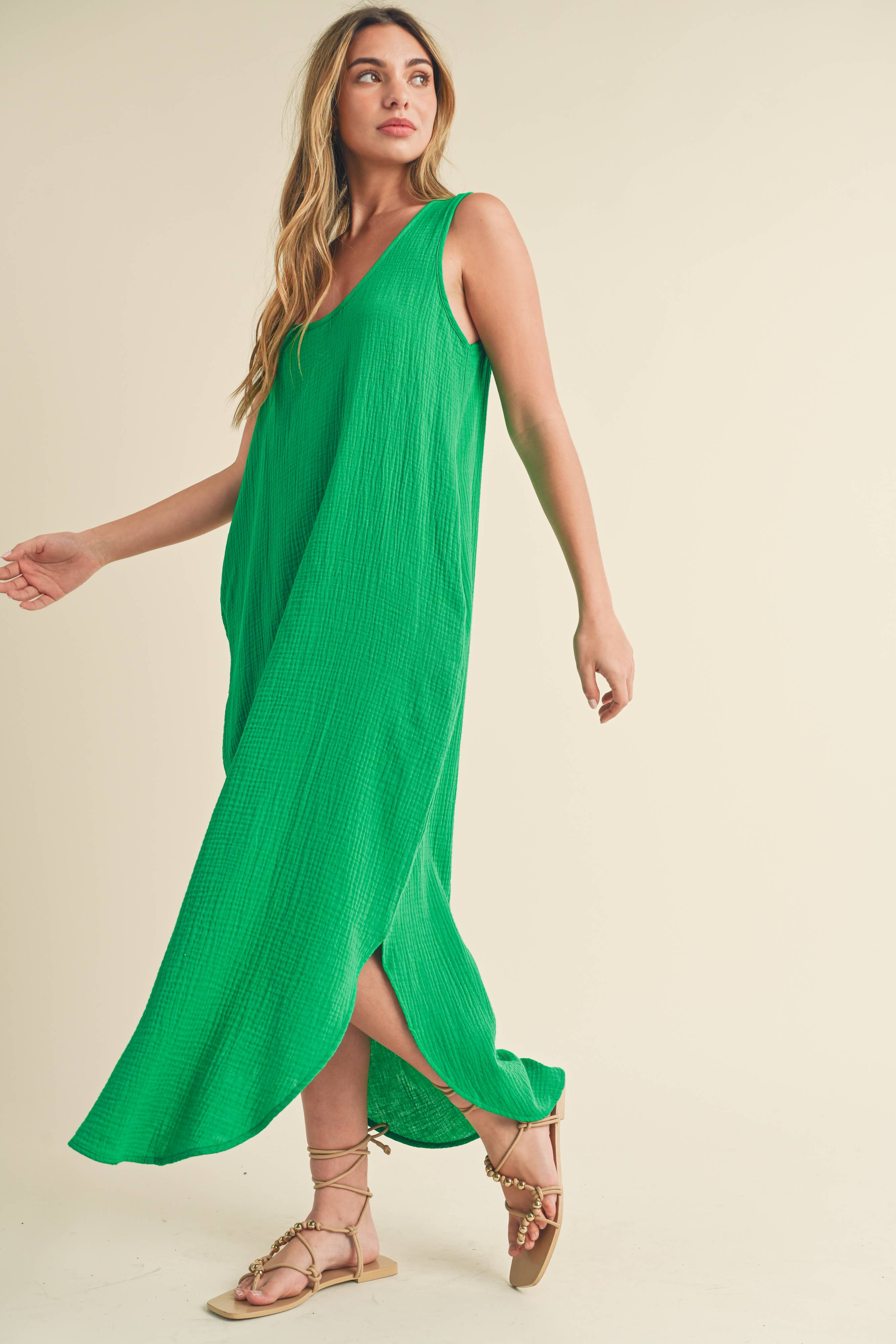 AEMI + CO - Wholesale Dress - Women's - 420AS Daisy Dress 528