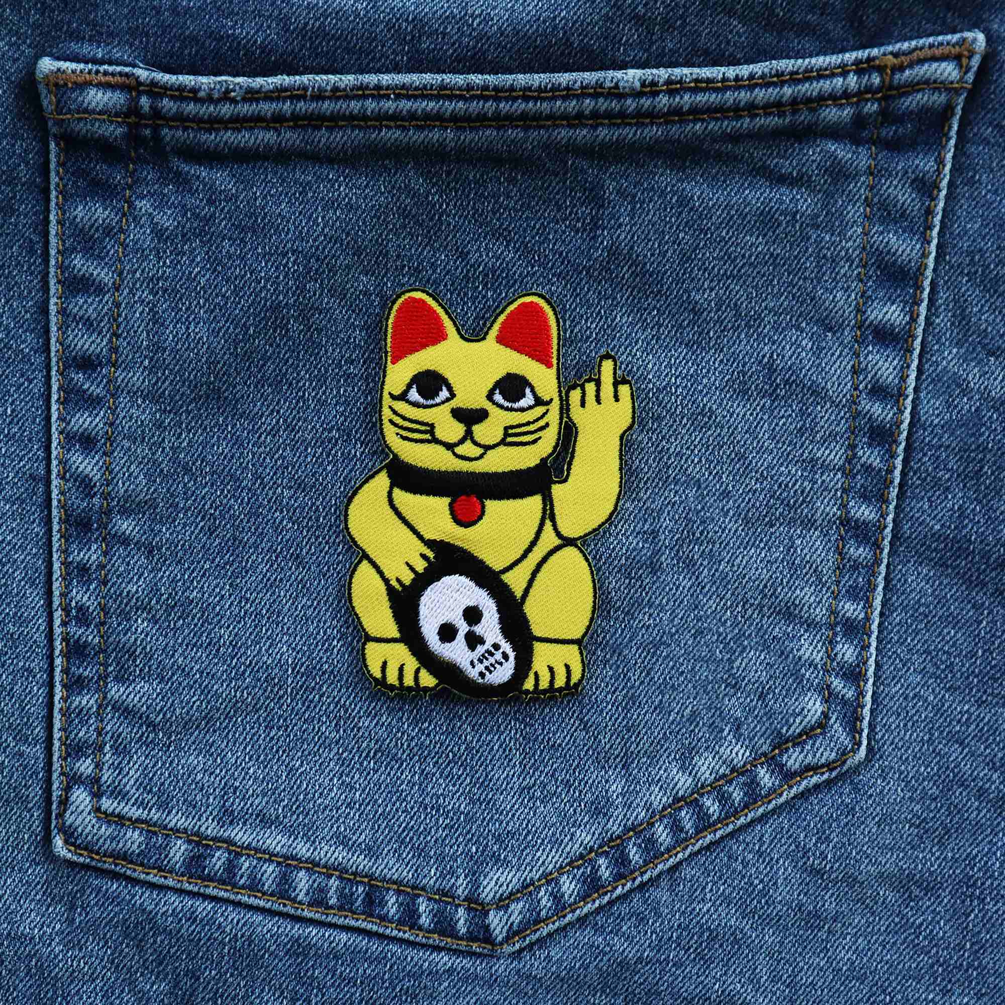 Tribal Trade GmbH - Vente Écusson - Patch Wingkekatze montrant le majeur6