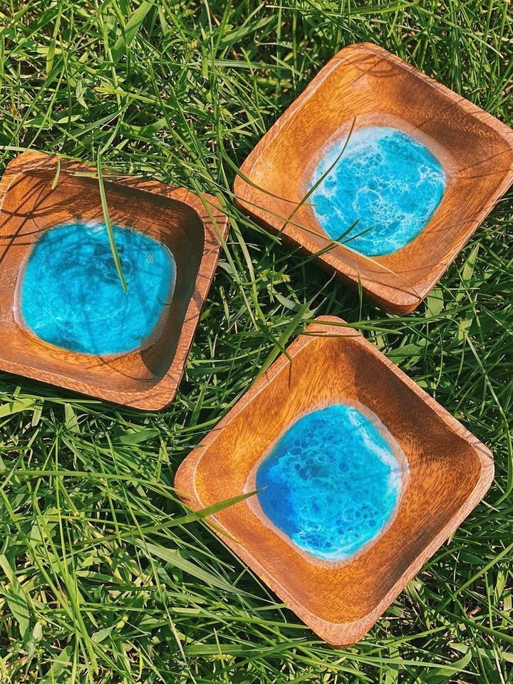 Bol à bijoux océan en résine pour la vente par Kea’s Kreations