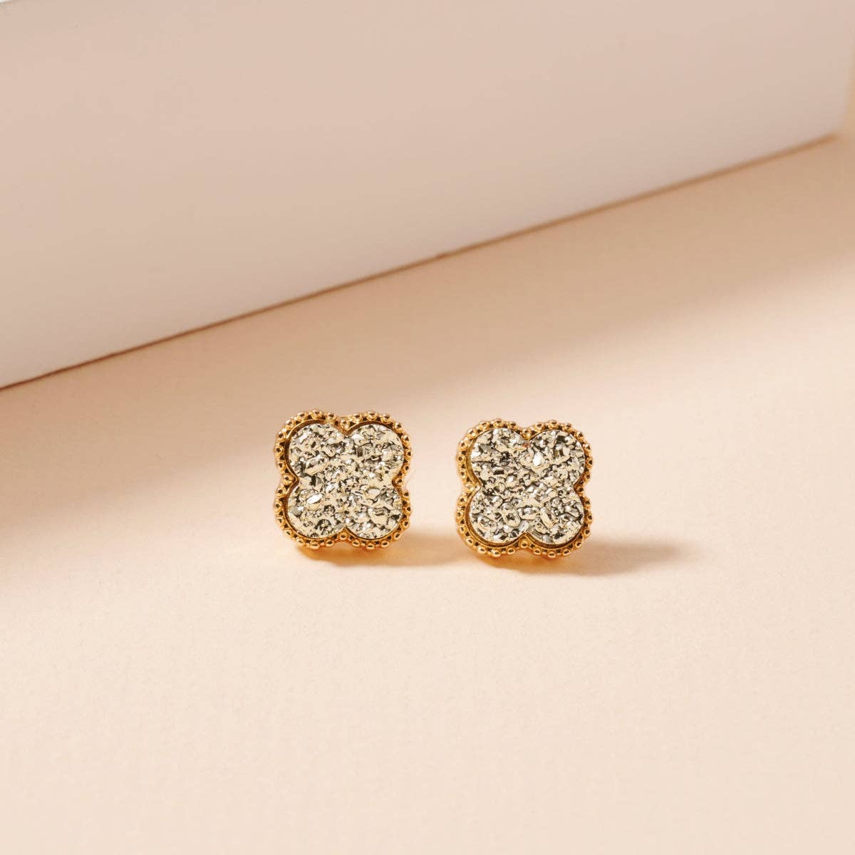 Frem - Wholesale Stud/Post Earrings - Mini Druzy Flower Stud Earrings10