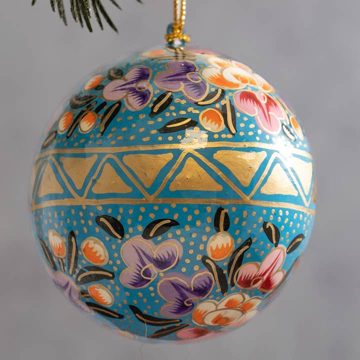 Boules suspendues en papier mâché Ternion bleu 7 cm pour la vente par Bollywood Christmas