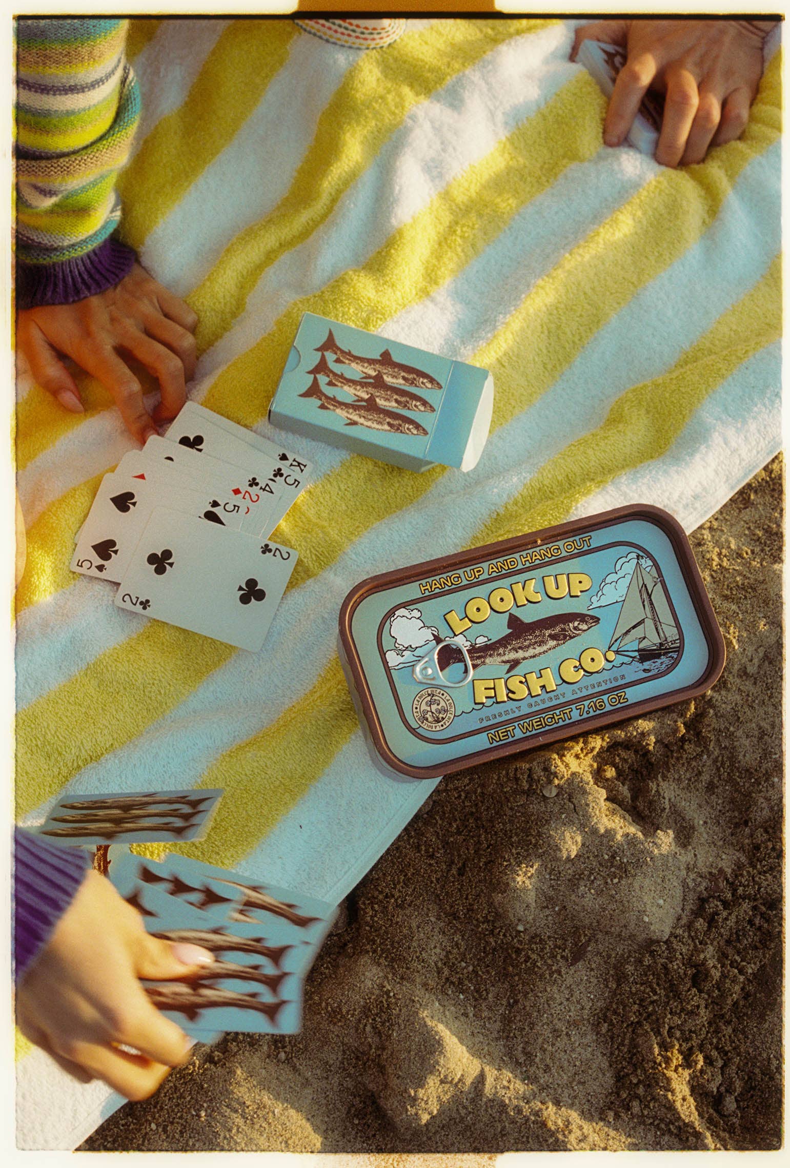 LookUp - Wholesale Decorative Tabletop Object - LookUp Vintage Fish Co Sardine Tin6