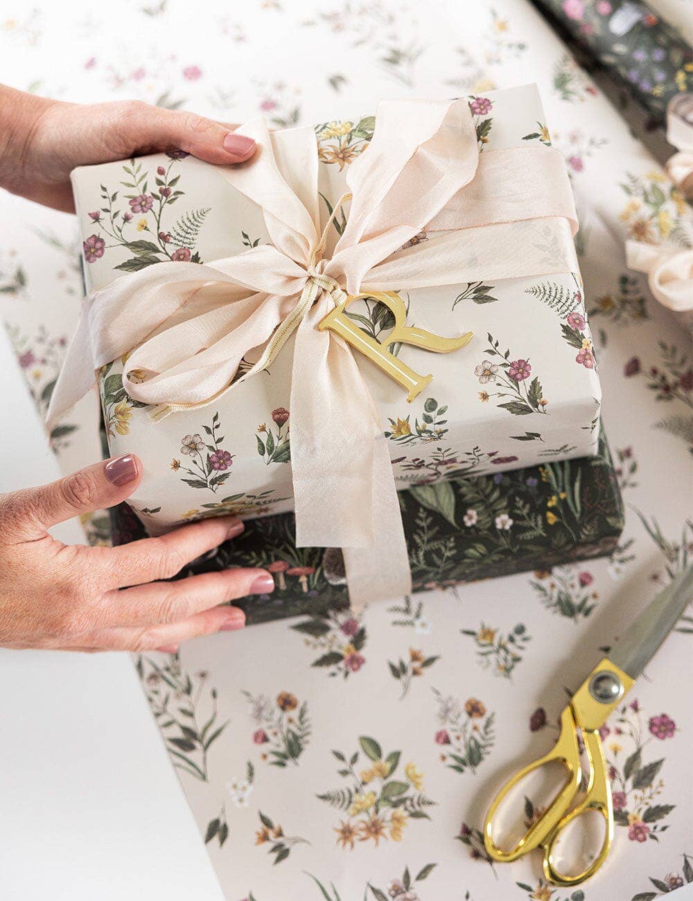 Bespoke Letterpress - Vente Feuille de papier cadeau - Papiers Cadeaux 6 Feuilles Dainty Blooms / Amis de la Forêt3