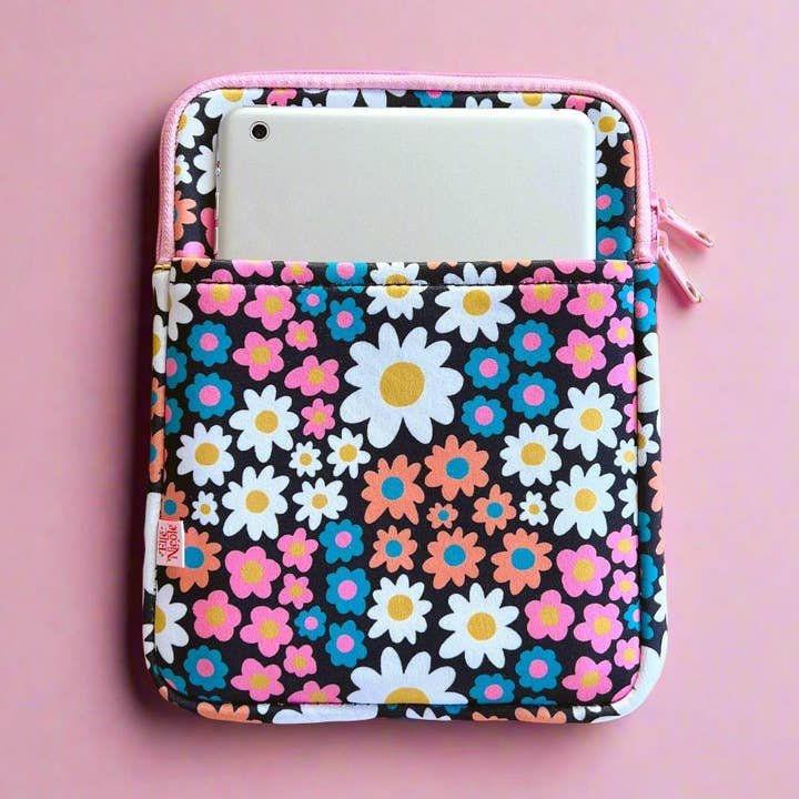 Elle Nicole - Wholesale Laptop/Tablet Case - Women's - E-reader / Tablet Sleeve / Case / Book Sleeve - Darling Daisy0