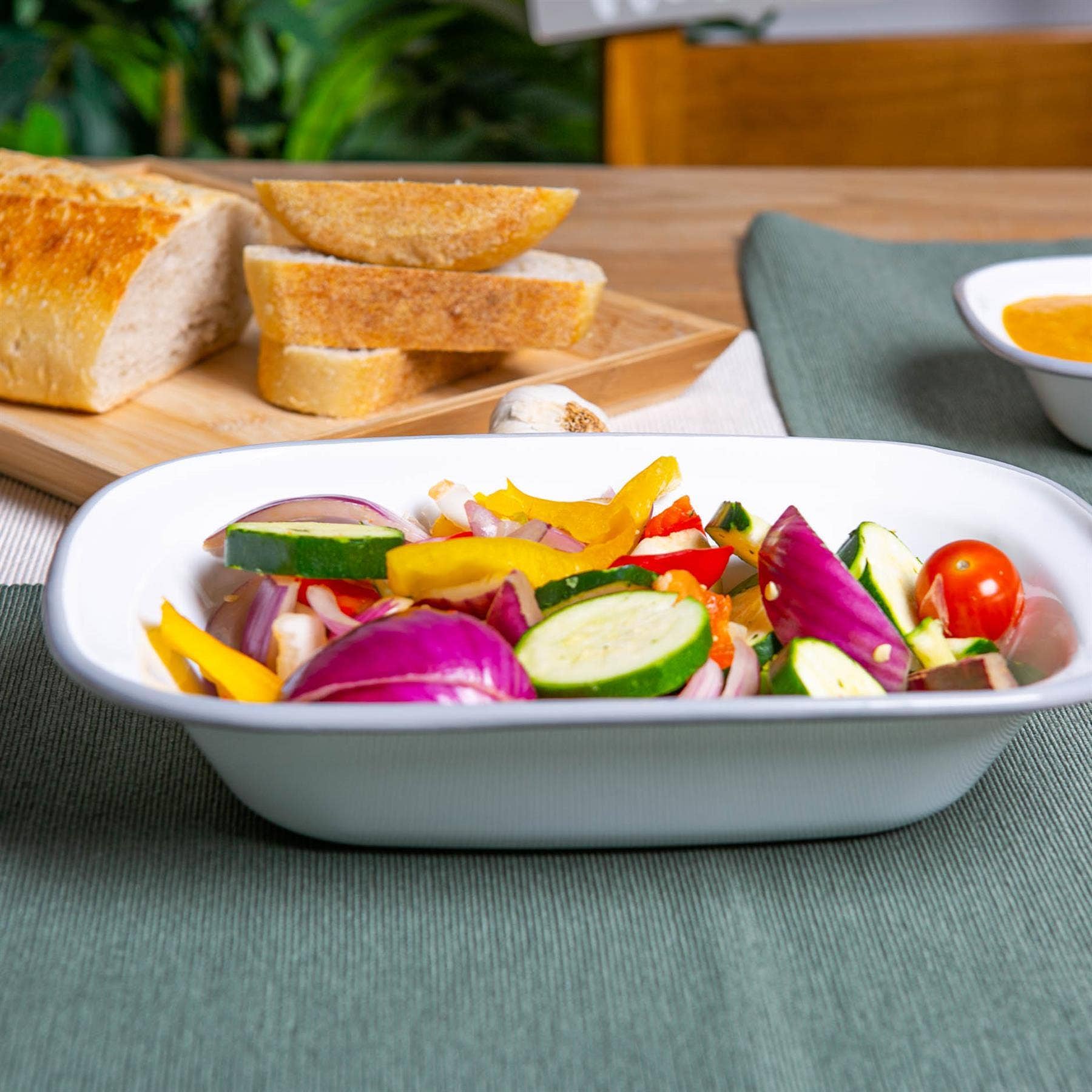 Wholesale Argon Tableware White Enamel Pie Dish Grey