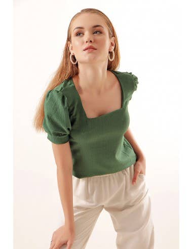 Mani Textile - Wholesale Blouse - Women's - Square neck blouse - Green1