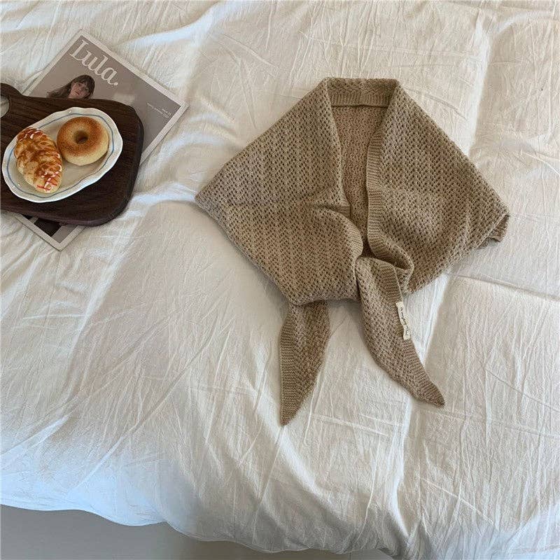 MoodGold – wholesale Scarf – Women's – Thin Hollow Knit Triangle Scarf2