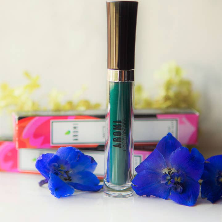 Aromi - Wholesale Lipstick - Emerald Green Liquid Lipstick1