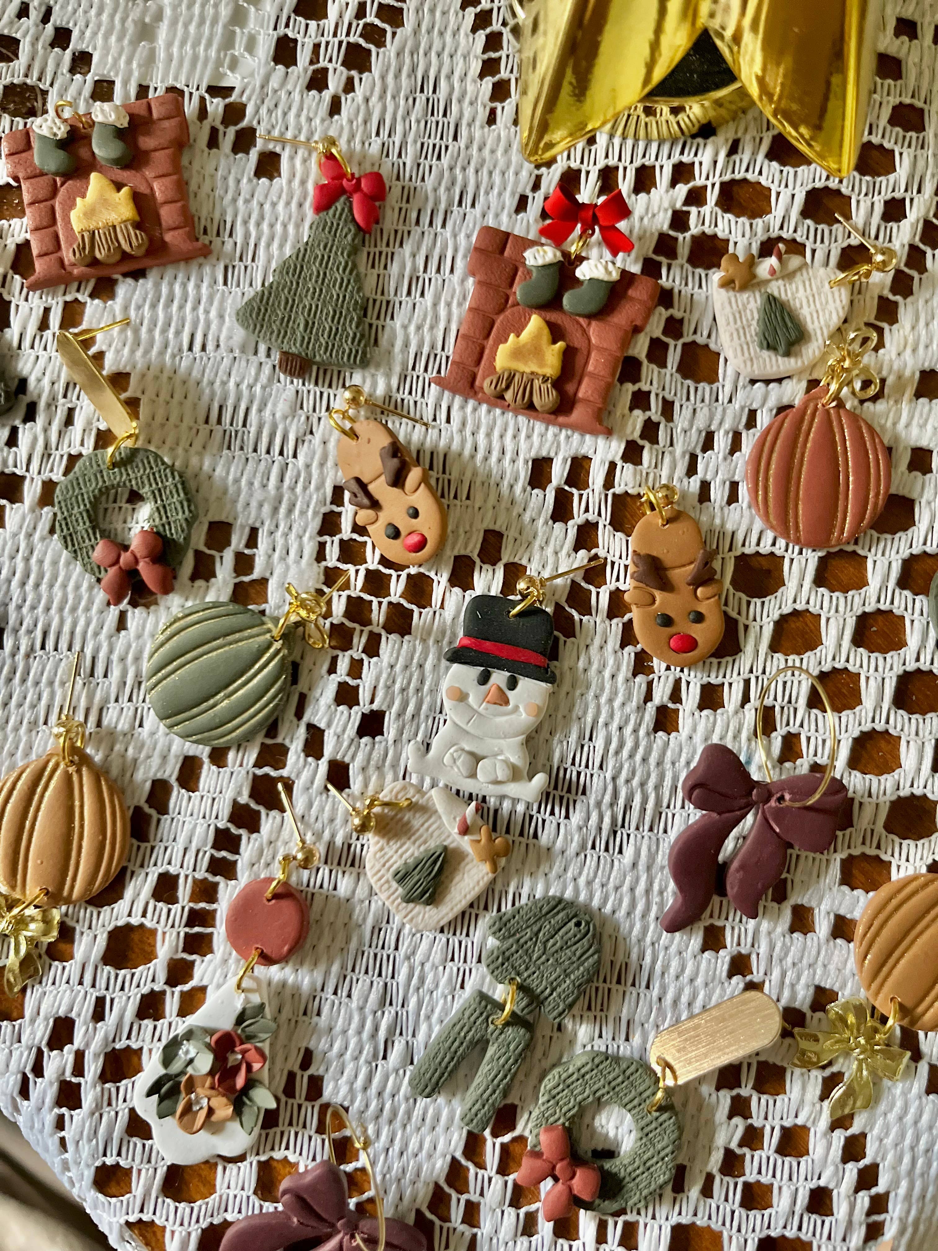 Terra Made - Wholesale Dangle Earrings - reindeer christmas slipper earrings 2