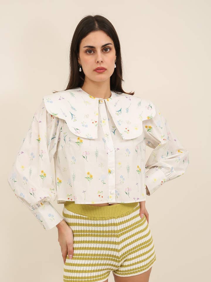 5999 BLOMIG BLUS för wholesale av Daphnea