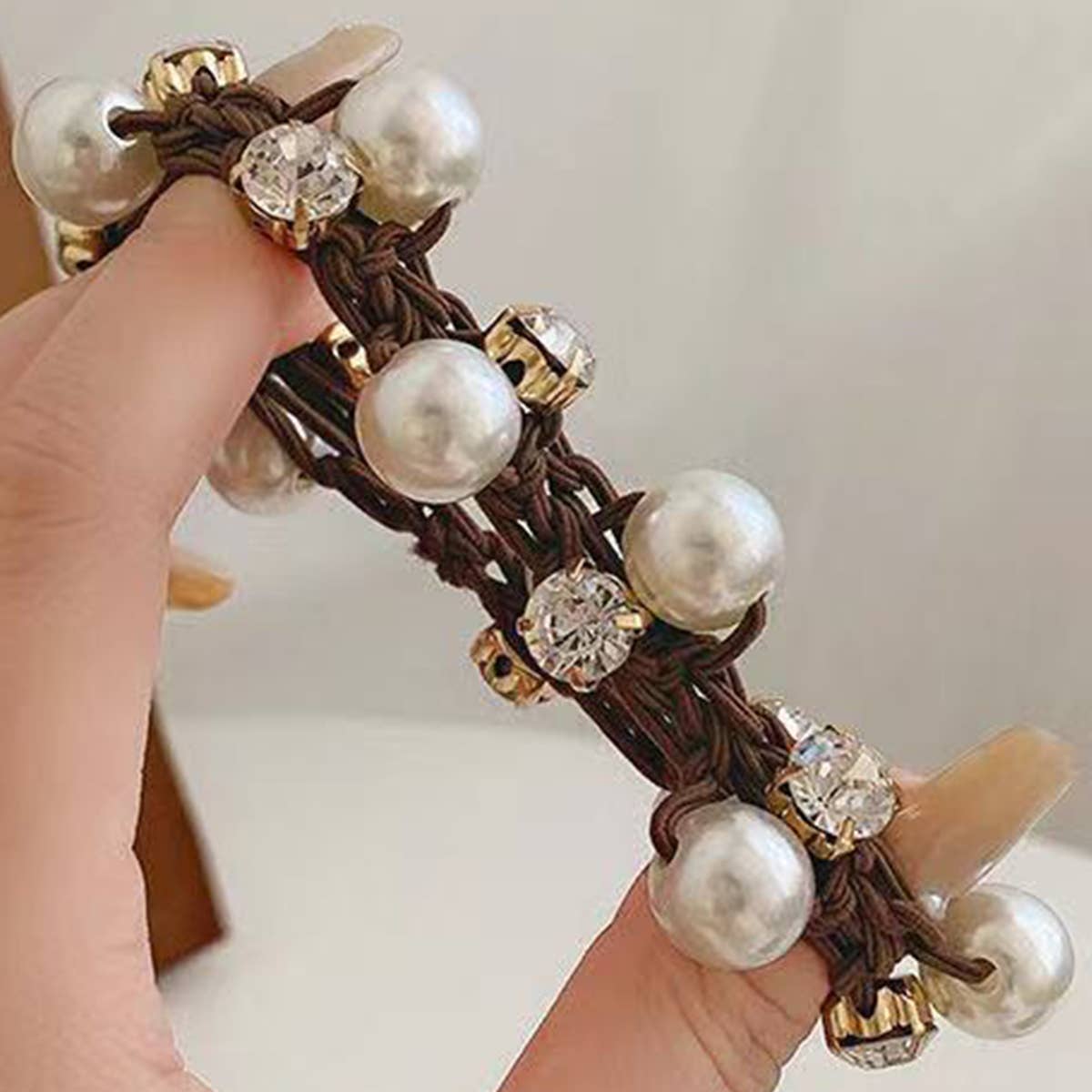 ACCITY - Wholesale Hair Tie - WOMEN SIMPLE PEARL RUBBER BAND HAIR TIE_CWAHA05191