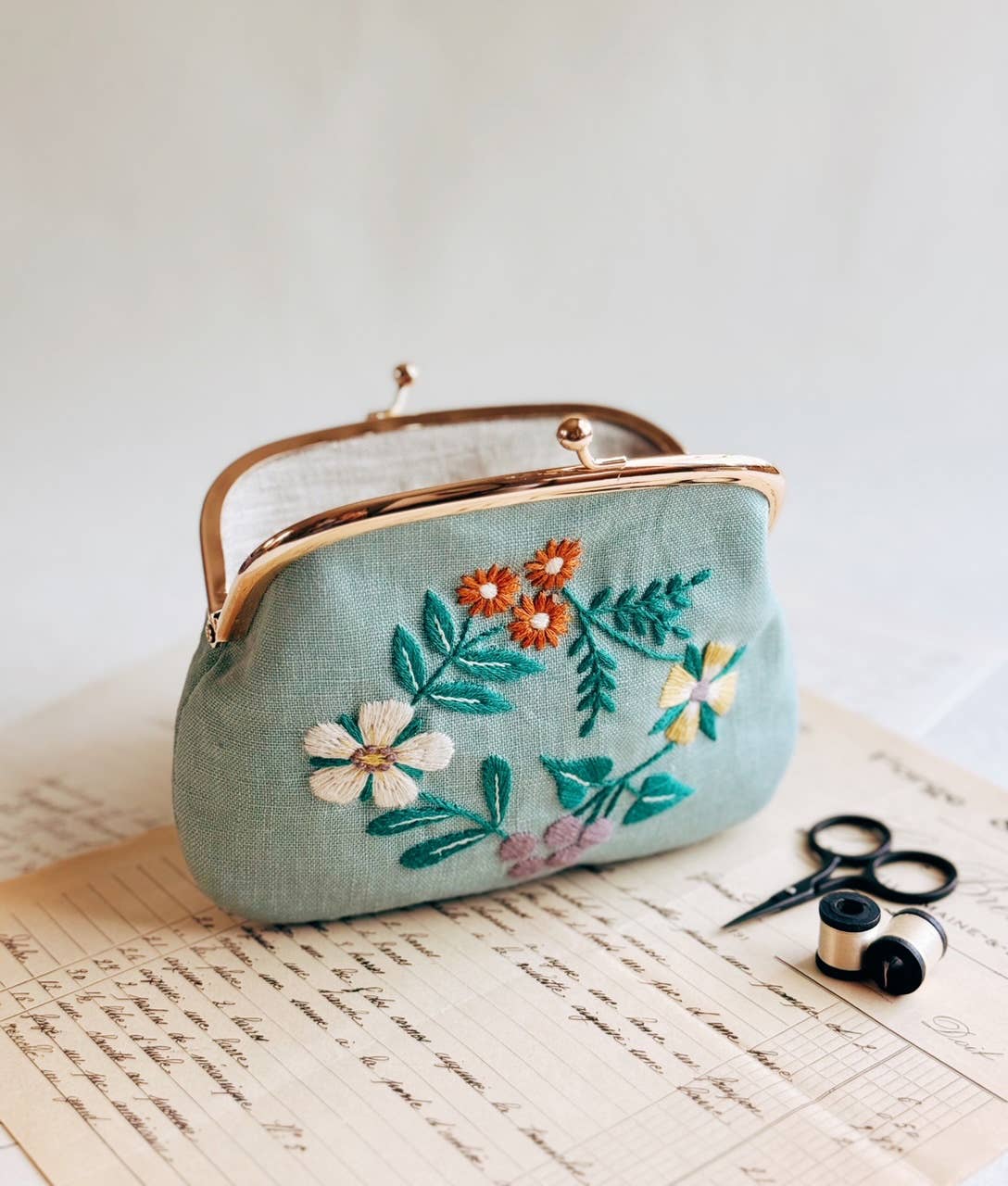 Zakka Workshop - Wholesale Craft Sewing Kit - Vintage Floral Purse Kit (#ZW4754)3