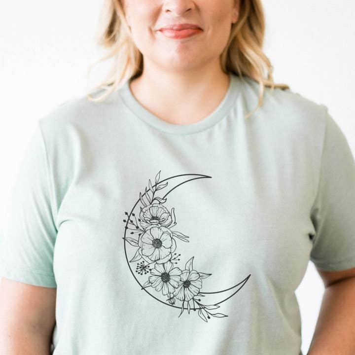 T-Shirt mit Blumenmond-Grafik für den Großhandel von Bella Me