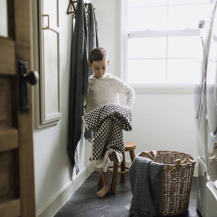 The Loomia - Wholesale Bath Towel - Ruth Dots Turkish Bath Towel With Finished Edge