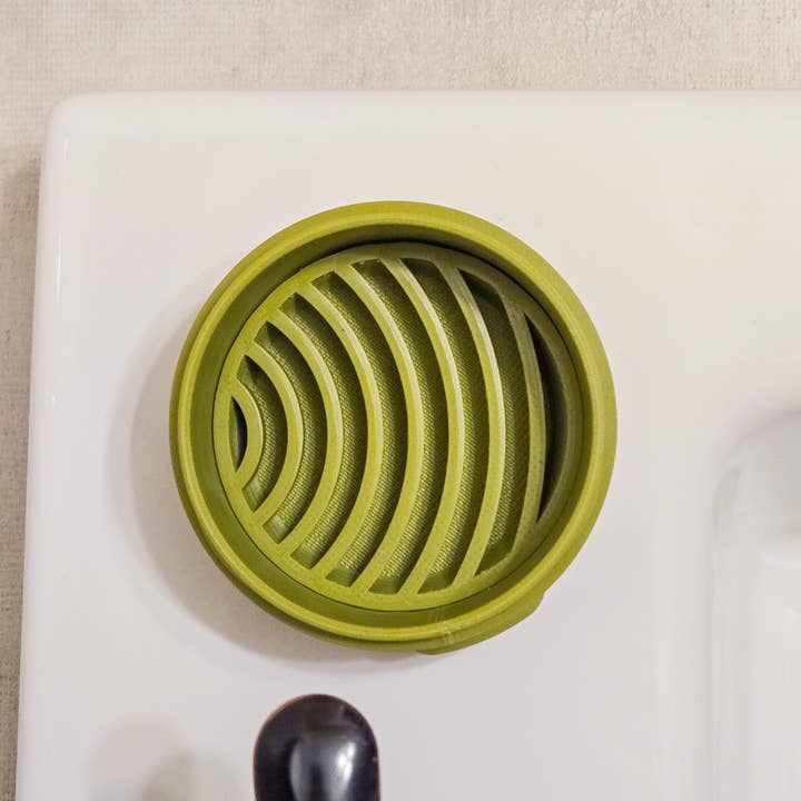 The Rogerie – Engroshandel Sæbeholder – Rejse sæbedispenser (enkelt rund)1