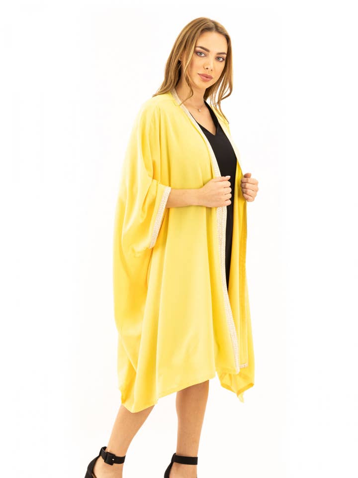 CAPE RAFALE pour la vente par WONDER